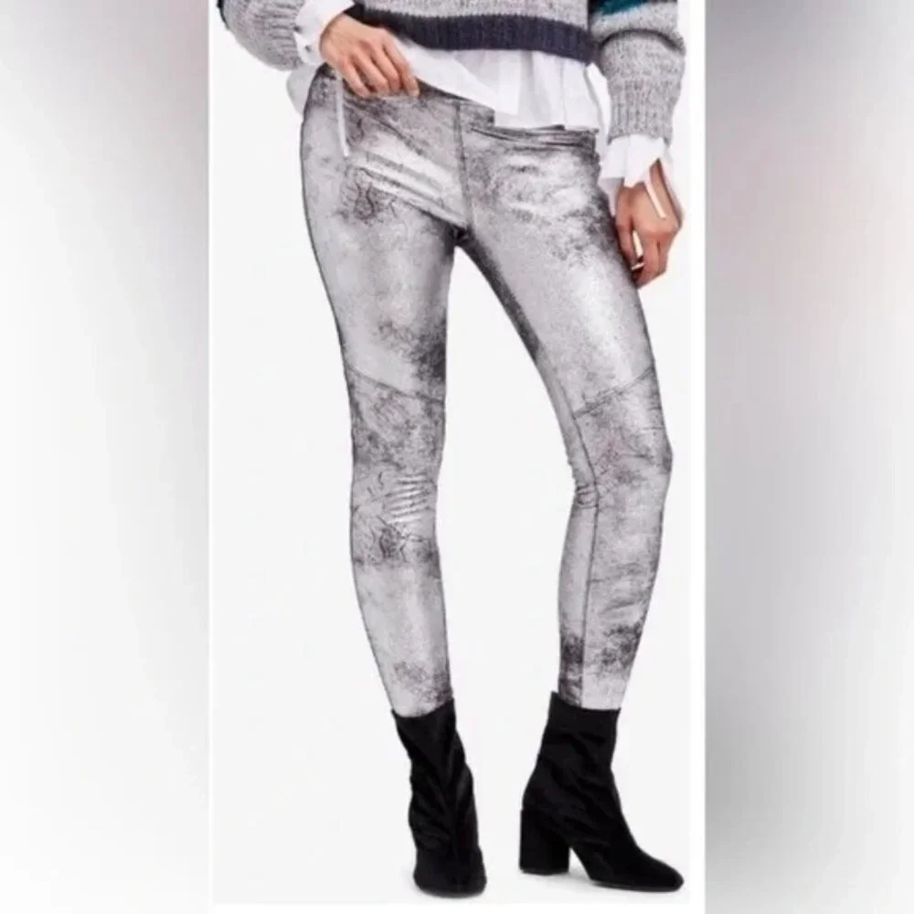 Free People Metallic Legging Sz 27 Small Shark Silver Black Faux Leather Sparkly